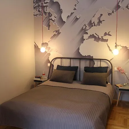 The Summer In Center With Ac *