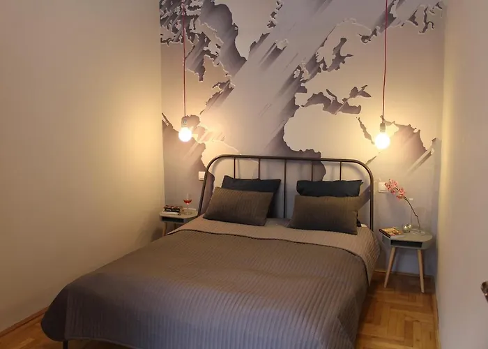 The Summer In Center With Ac *